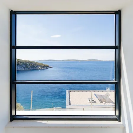 Plava Voda Luxury Villa *