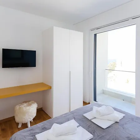 Plava Voda Luxury Villa Vinisce