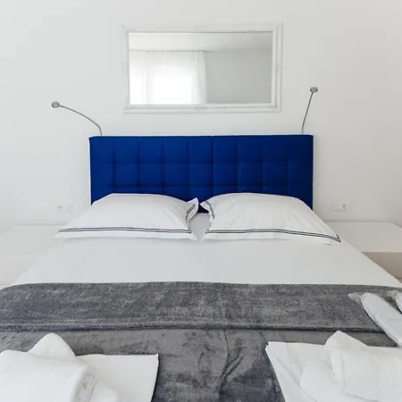 Plava Voda Luxury Villa *