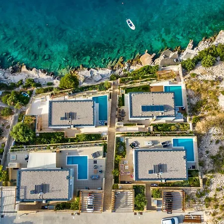 Plava Voda Luxury Vinisce