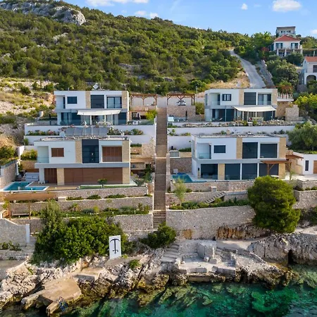 Villa Plava Voda Luxury *