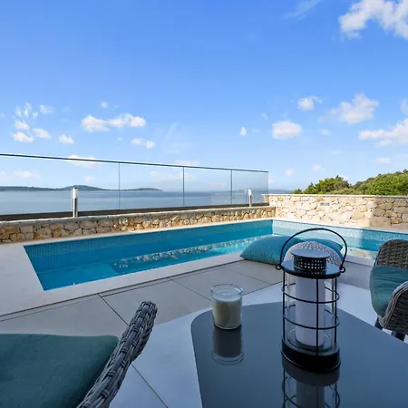 Plava Voda Luxury Villa