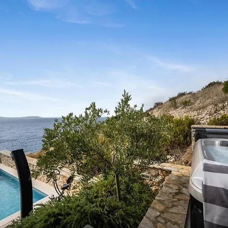Villa Plava Voda Luxury Vinisce