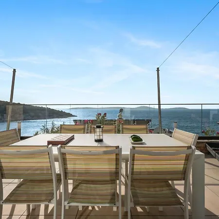 Plava Voda Luxury * Vinišće