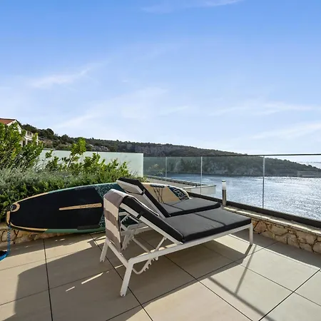 Plava Voda Luxury Villa *