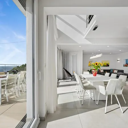 Plava Voda Luxury * Vinišće
